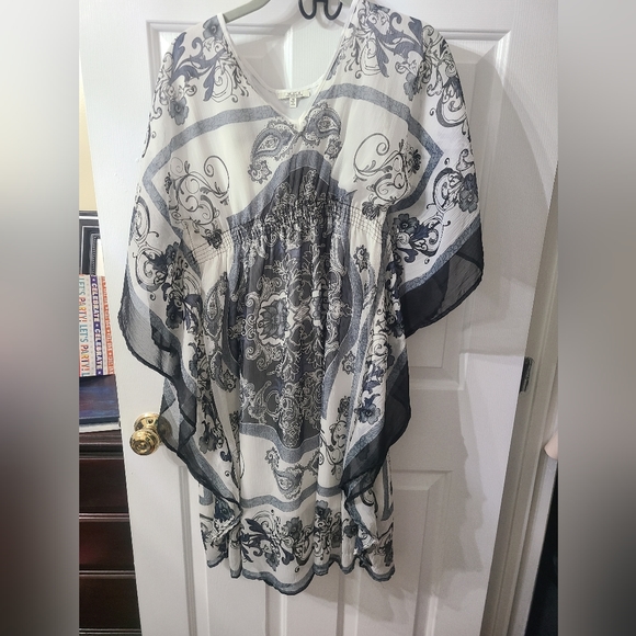 MPH tunic top - Picture 3 of 3